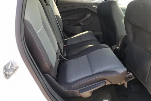 фото Ford Escape SE