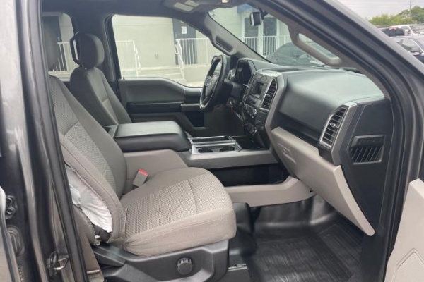 фото Ford F-150 SuperCrew