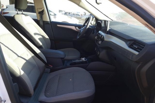 фото Ford Escape SE