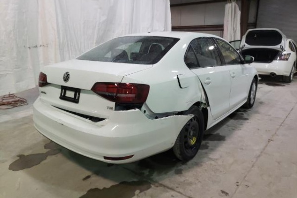 фото Volkswagen Jetta S