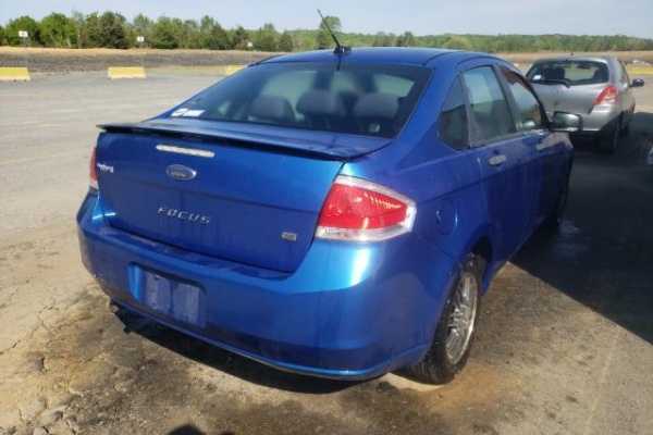 фото Ford Focus SE