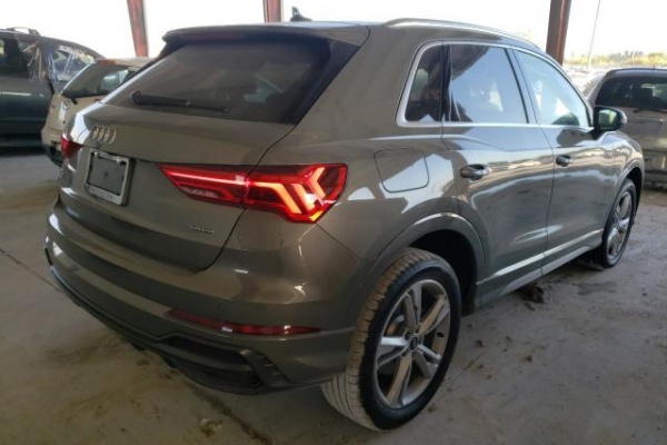 фото Audi Q3 PREMIUM S LINE