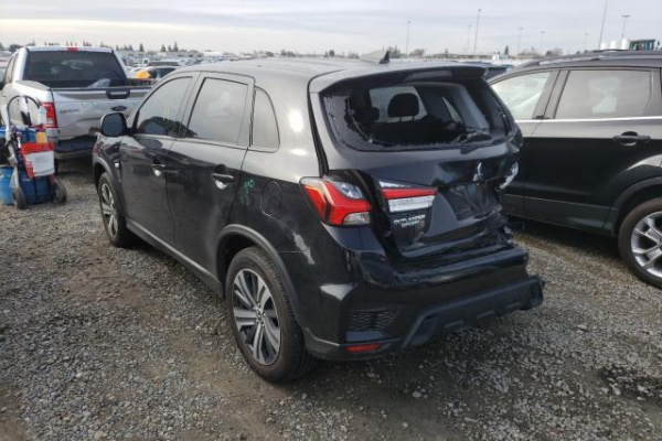 фото MITSUBISHI OUTLANDER