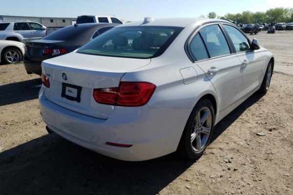 фото BMW 328 XI SULEV