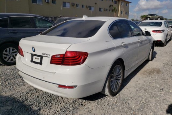 фото BMW 528 I