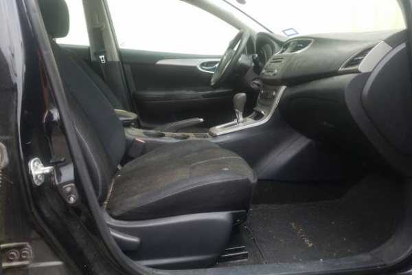 фото Nissan Sentra S