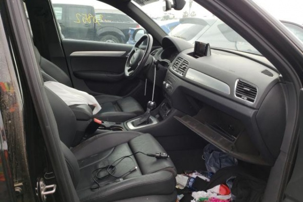 фото Audi Q3 PREMIUM