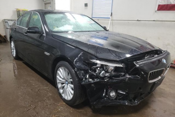 фото BMW 528 XI