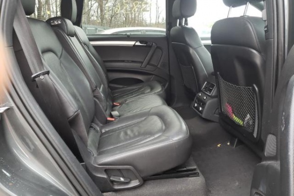 фото Audi Q7 PRESTIGE