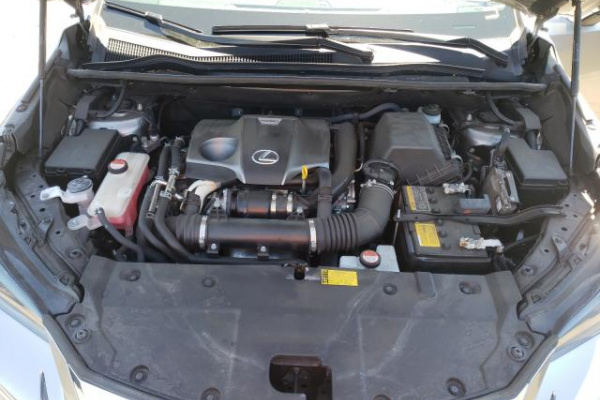 фото LEXUS NX 200T