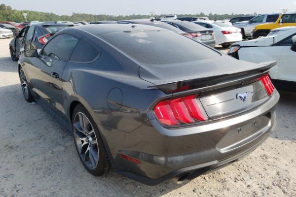 фото Ford Mustang