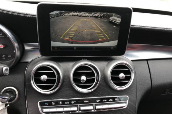 фото Mercedes-Benz C 300 4MATIC