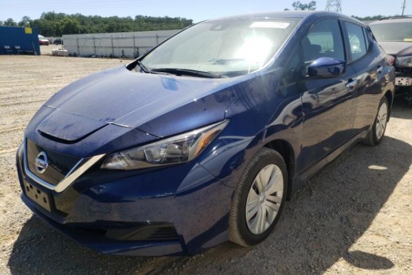 фото Nissan Leaf S