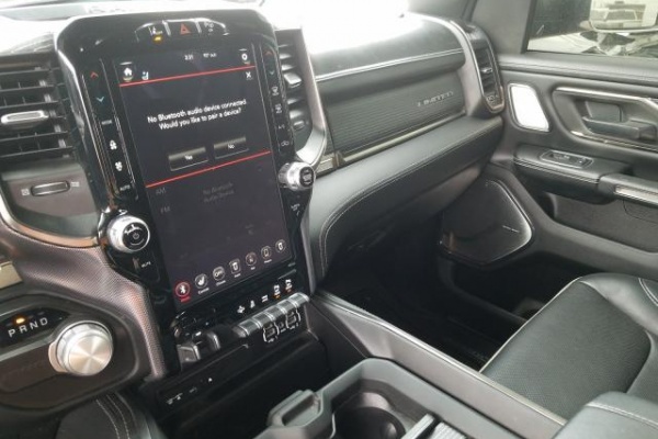 фото RAM 1500 LIMITED