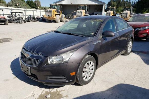 фото Chevrolet Cruze LT