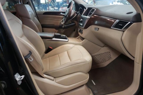 фото Mercedes-Benz ML 350