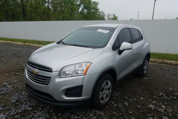 фото Chevrolet Trax LS