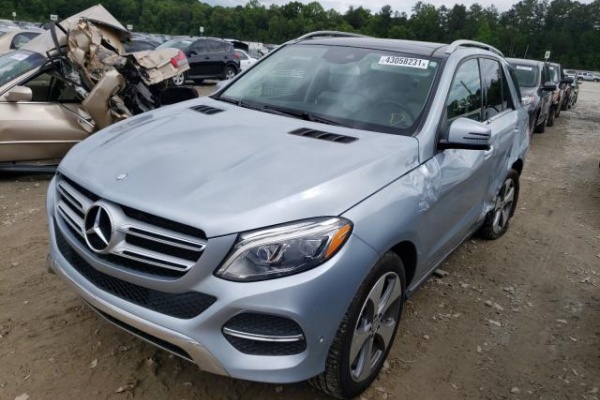 фото Mercedes-Benz GLE 350