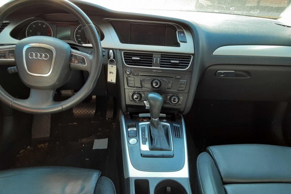 фото Audi A4 Premium Plus