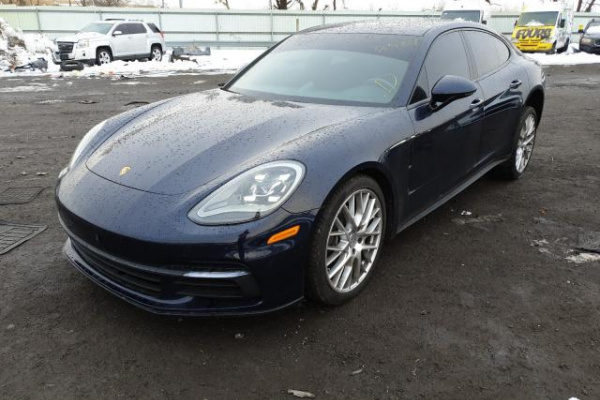 фото PORSCHE PANAMERA BASE