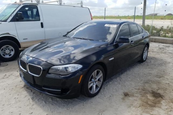 фото BMW 528 XI