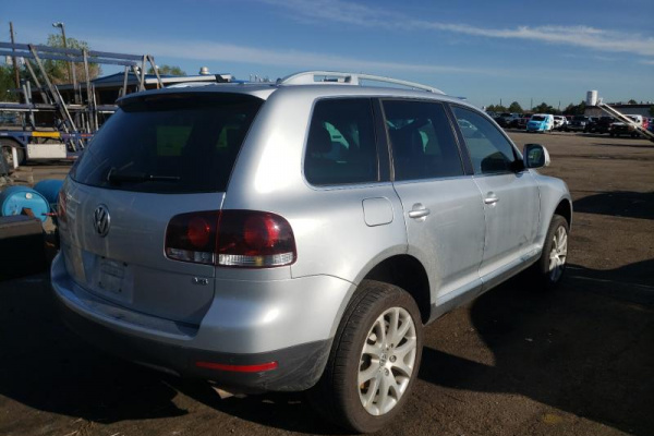 фото Volkswagen TOUAREG V6