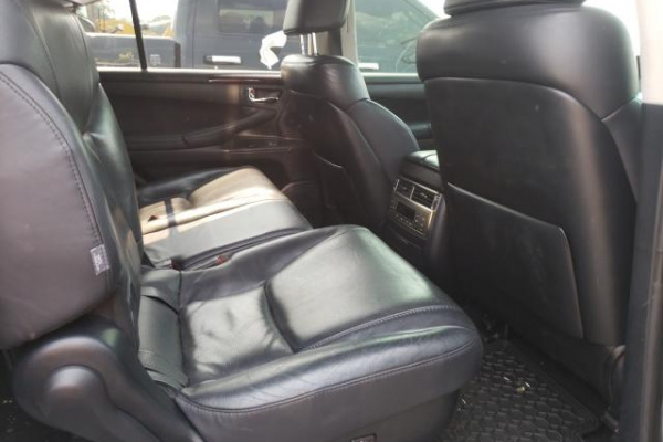 фото LEXUS LX 570