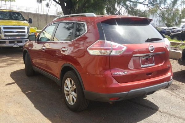 фото Nissan ROGUE S
