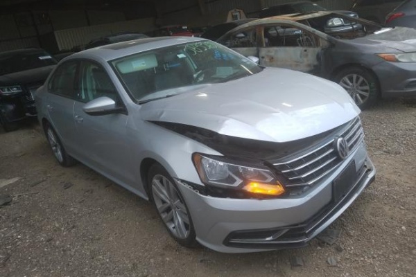 фото Volkswagen Passat WOLFSBURG