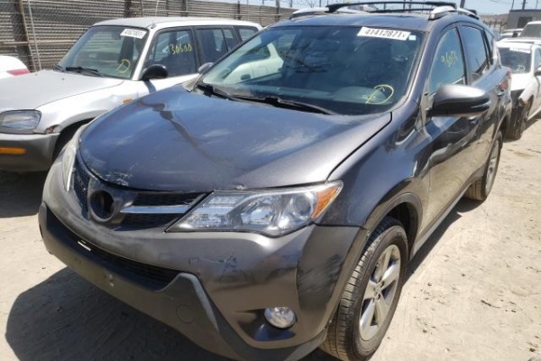 фото Toyota RAV4 XLE