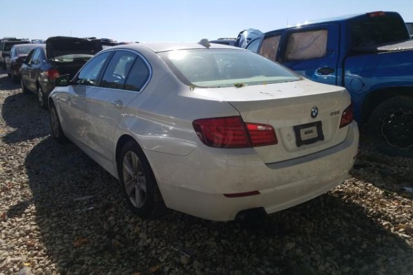 фото BMW 528 XI