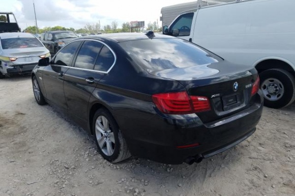 фото BMW 528 XI