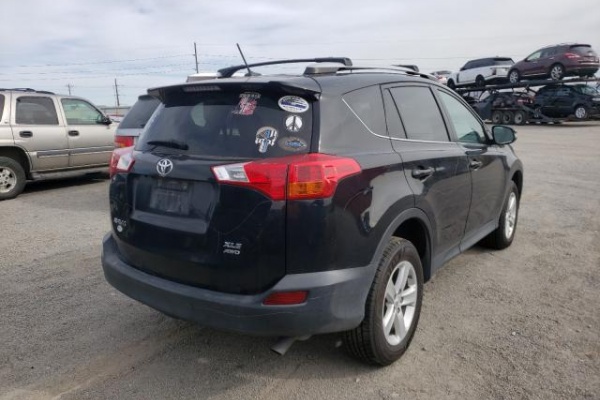 фото Toyota RAV4 XLE