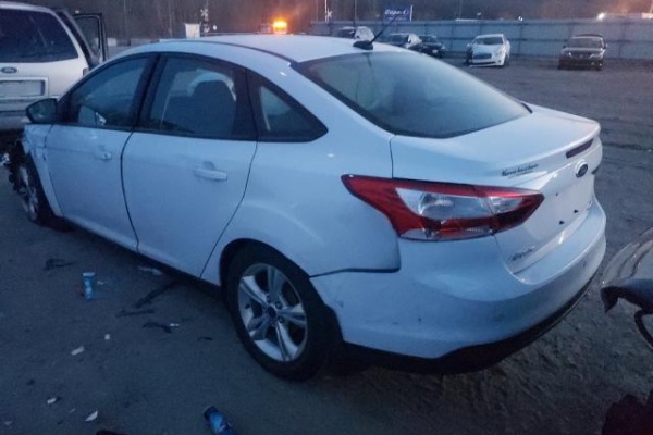 фото Ford Focus SE