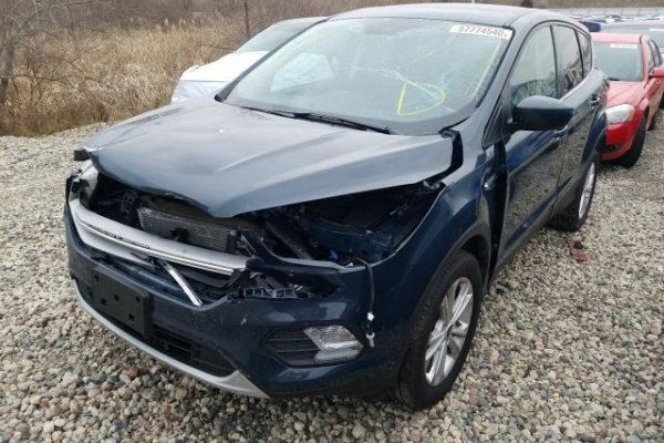 фото Ford Escape SE