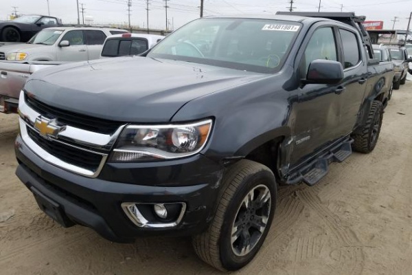 фото Chevrolet COLORADO LT