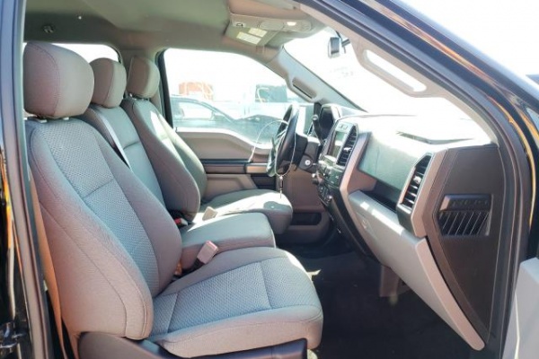 фото Ford F-150 SUPER CAB