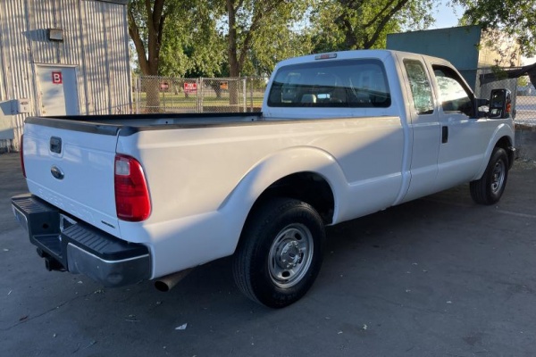 фото Ford F-150 SUPER DUTY