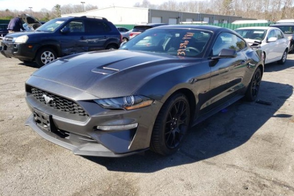 фото Ford Mustang
