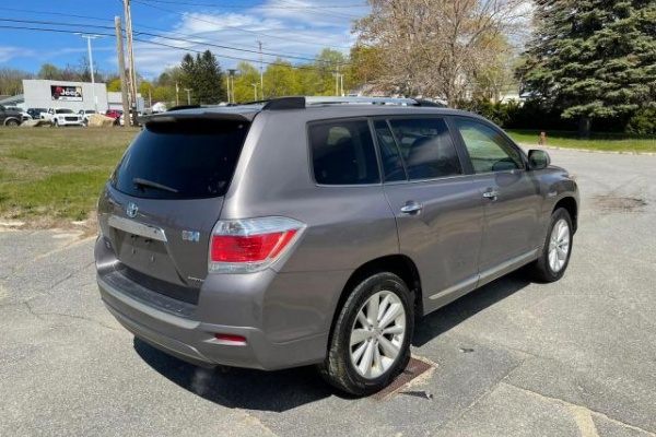 фото Toyota HIGHLANDER HYBRID LIMITED
