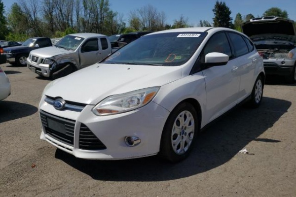 фото Ford Focus SE