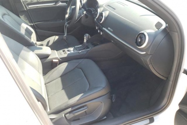 фото Audi A3 Premium