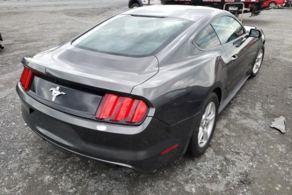 фото Ford Mustang
