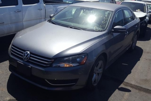 фото Volkswagen Passat Se