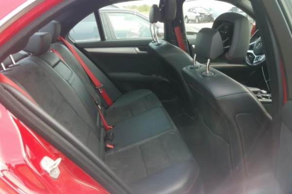 фото Mercedes-BenzC 300 4MATIC