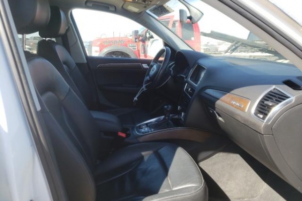 фото Audi Q5 PREMIUM