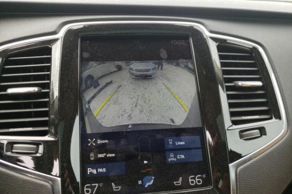 фото Volvo XC90 T6