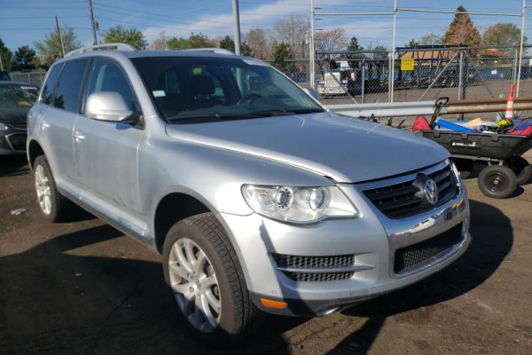 фото Volkswagen TOUAREG V6