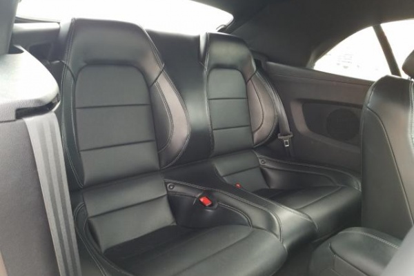 фото Ford Mustang