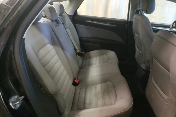 фото Ford Fusion S